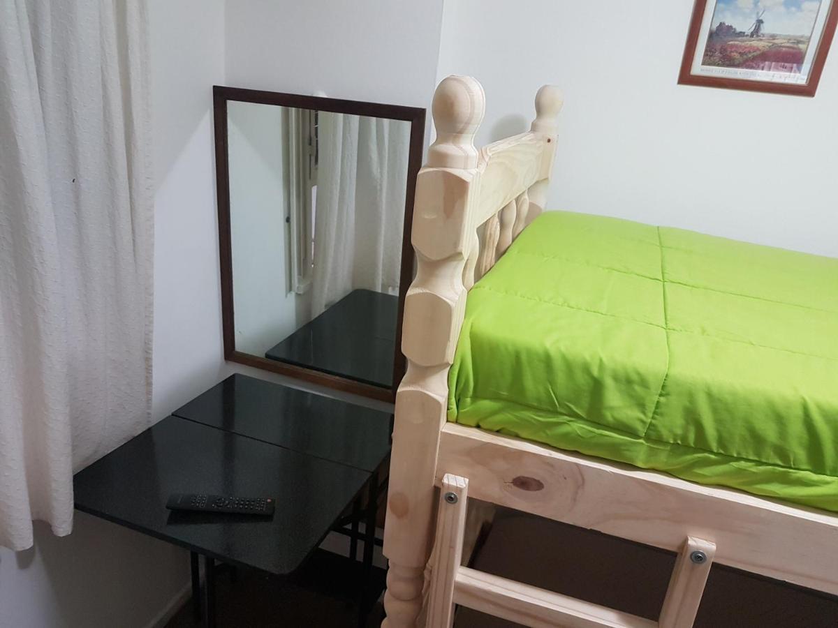 Habitacion Con Bano Privado Un Piso Por Escalera Μπουένος Άιρες Εξωτερικό φωτογραφία